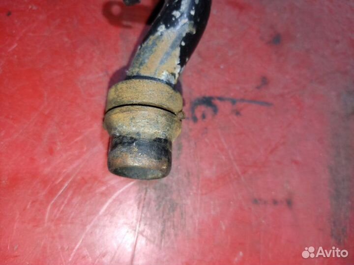 Трубка охлаждения двс Audi A6 седан ALF 2.4I 1998