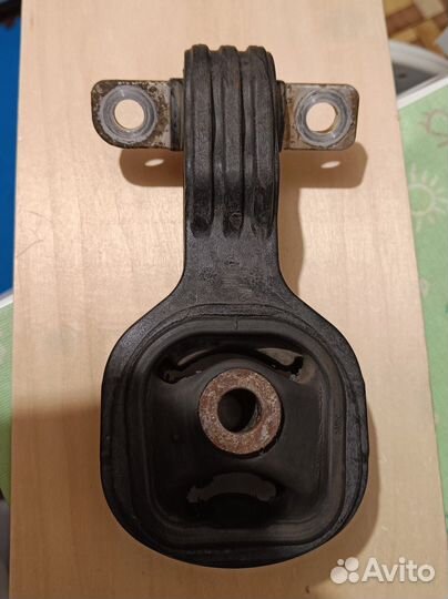 Опора двигателя нижняя Honda CR-V 3 2006-2012
