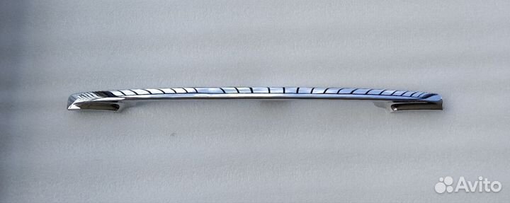 Lexus LX 570 Хром накладки багажника верхний