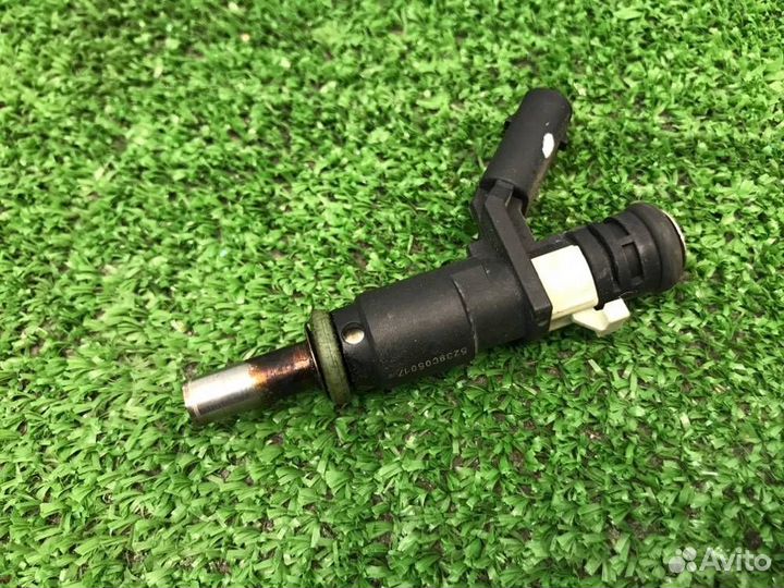 Форсунка инжекторная Mercedes-Benz Slk-280 R171