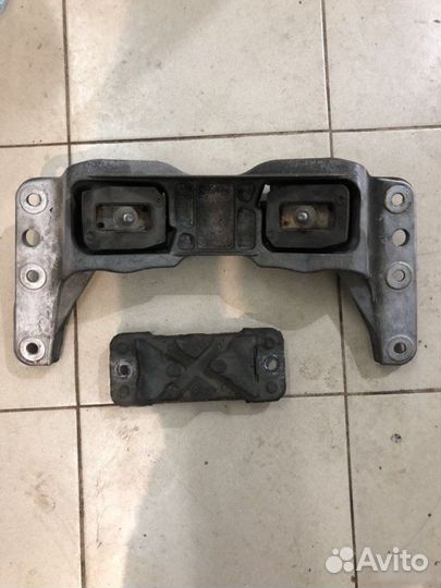 Кронштейн АКПП Bmw 5 E60