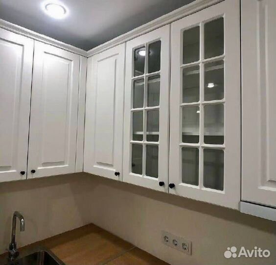 Кухонный гарнитур белый на заказ