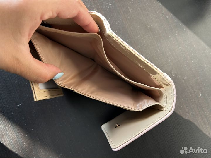 Кошелек женский guess