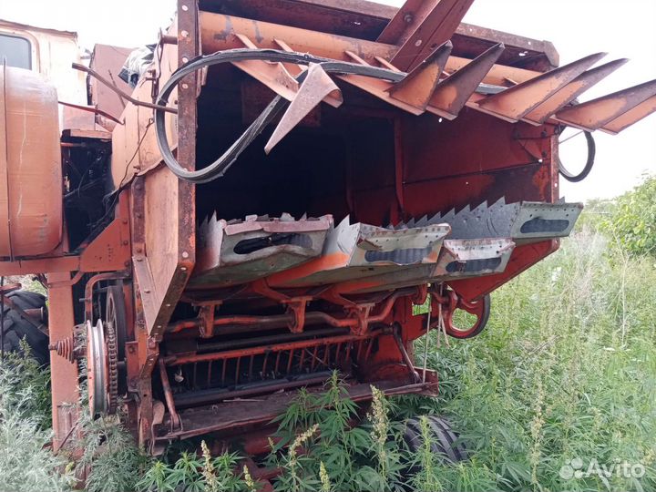 Комбайн Нива-Сельхозтехника СКА-5, 1993