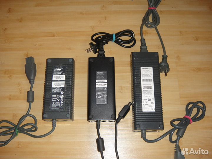 Зарядки и блоки питания для игровых приставок