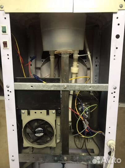 Кулер для воды