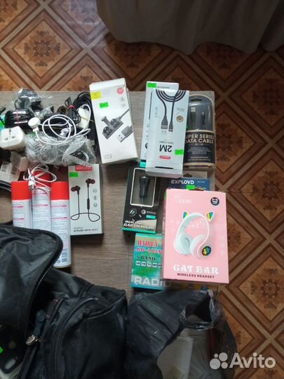 Аксессуары для телефонов