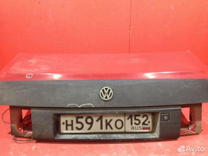 Крышка багажника Фольксваген Пассат Б3 седан