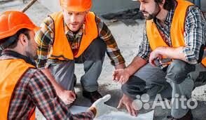 Разнорабочий с еженедельной оплатой