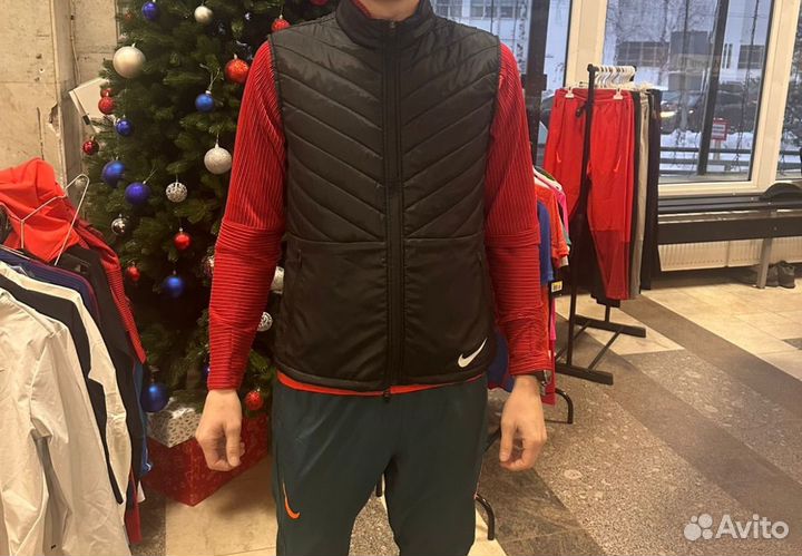 Жилетка Nike