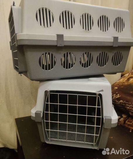 Переноска д/кошек и собак с металлической дверцей