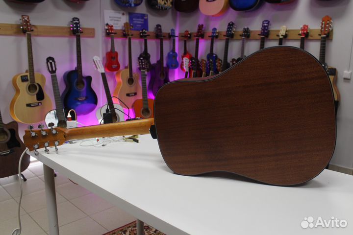 Гитара Flight Новая