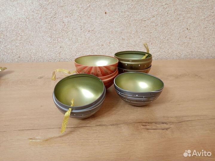 Поднос и шары