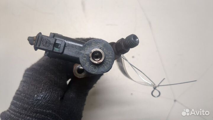 Форсунка топливная Volvo S60, 2004