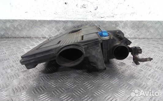 Корпус воздушного фильтра suzuki SX4 YA11S (9DN24Y