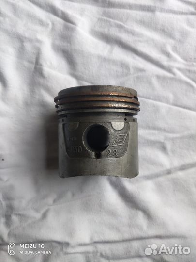 Поршень авто москвич