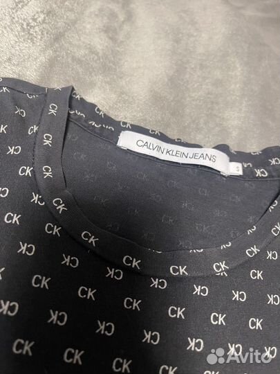 Calvin klein футболка