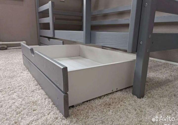 Кровать двухъярусная от производителя