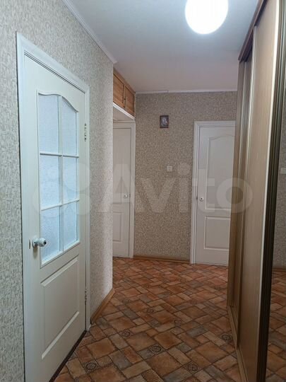 2-к. квартира, 57 м², 5/5 эт.