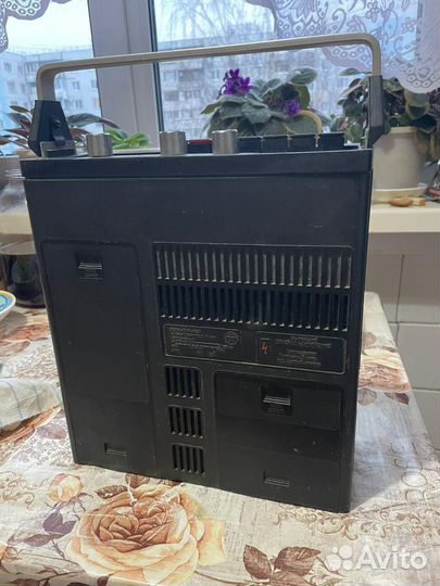 Кассетный магнитофон Романтик 306