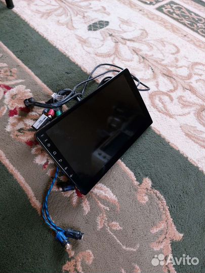Планшет на машину
