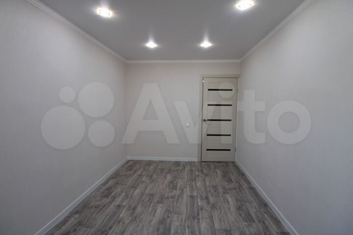 2-к. квартира, 54 м², 3/5 эт.