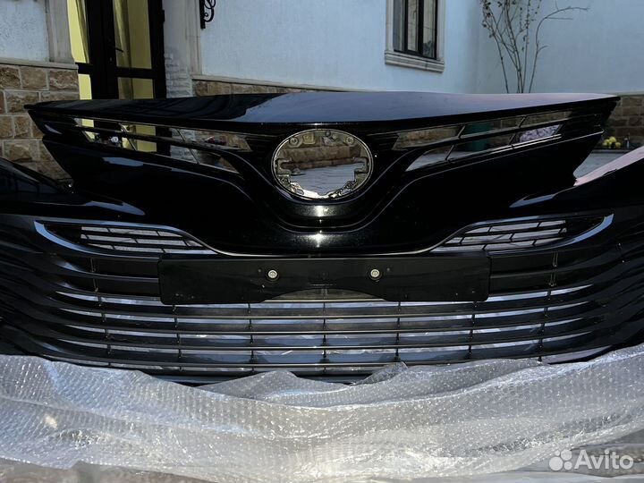 Передний бампер на camry 70