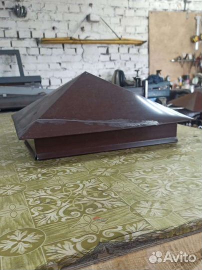 Колпаки на забор