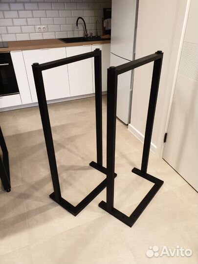 Подстолье 1100 х 550 мм