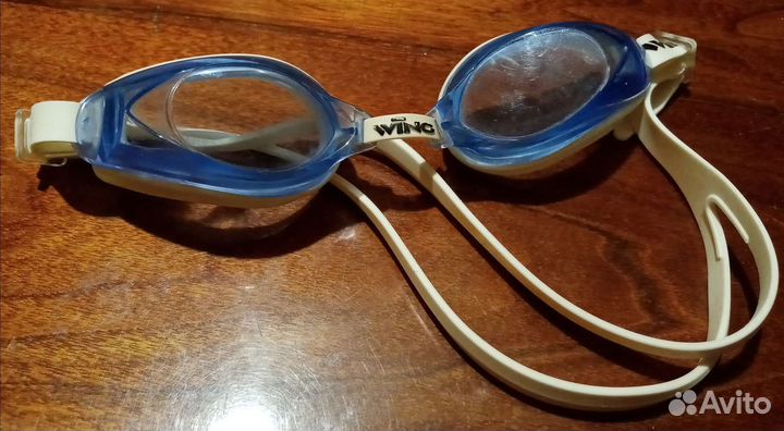 Очки для плавания