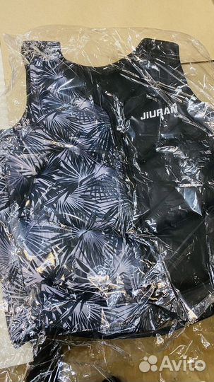 Спасательный жилет