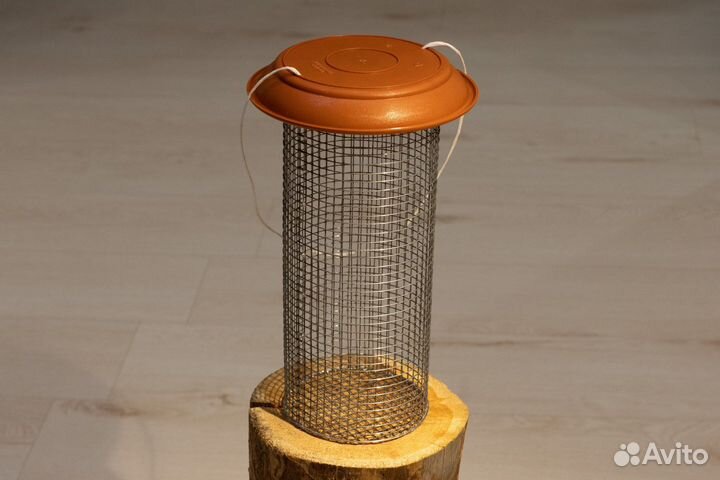 Кормушка для птиц сетчатая