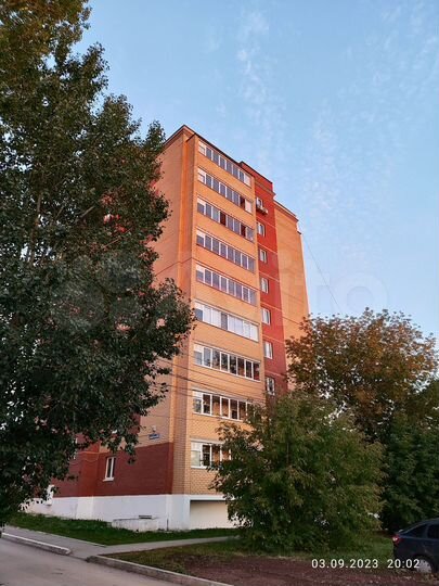 2-к. квартира, 52 м², 4/9 эт.