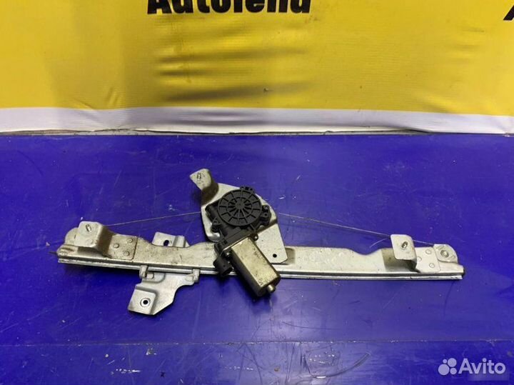 Стеклоподъемник передний левый Renault Sandero