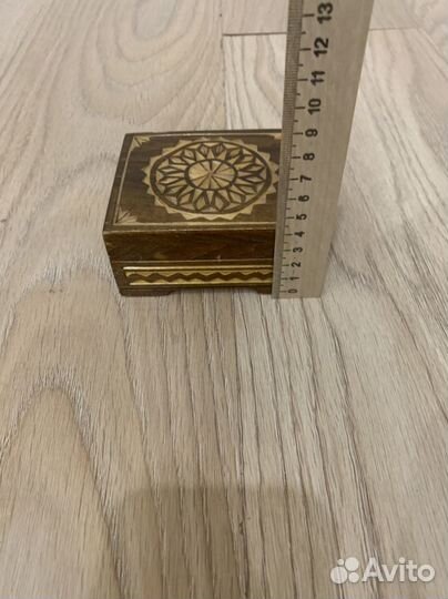Шкатулка деревянная