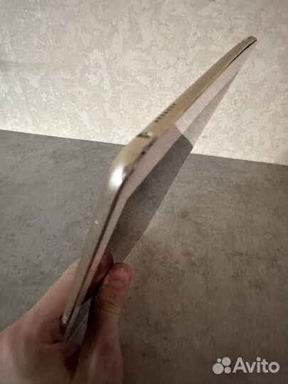 iPad Pro 9.7 128GB Золотой, Ростест