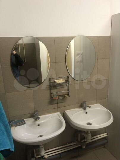 Комната 18 м² в > 9-к., 2/3 эт.