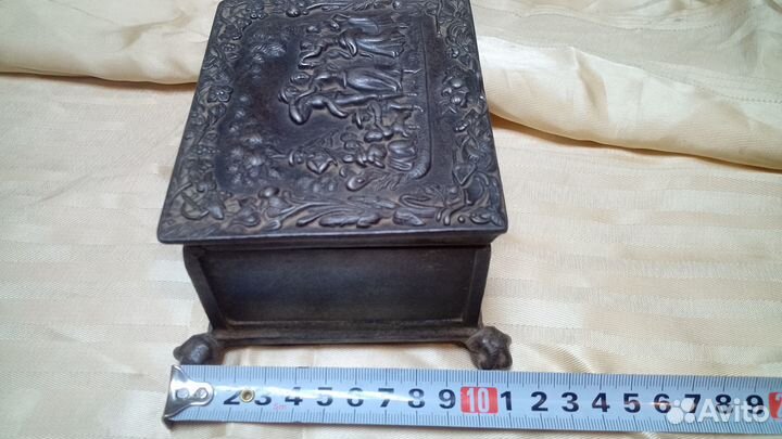 Царская чугунная шкатулка