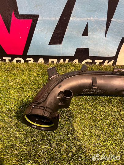 Патрубок интеркулера Volkswagen Jetta 7 2019