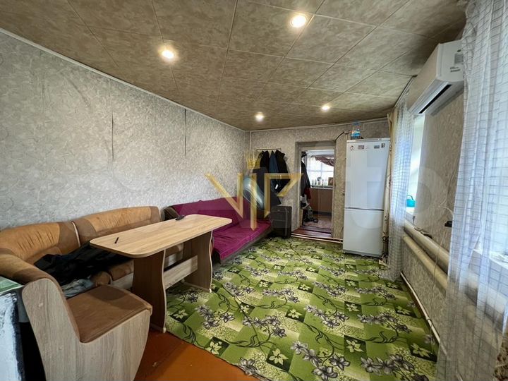 Дом 40 м² на участке 3,7 сот.