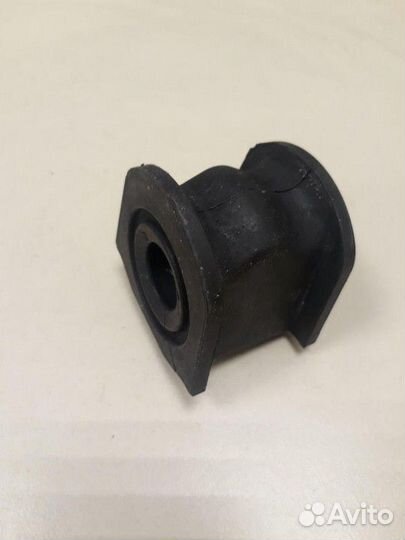 Втулка переднего стабилизатора Subaru Legacy