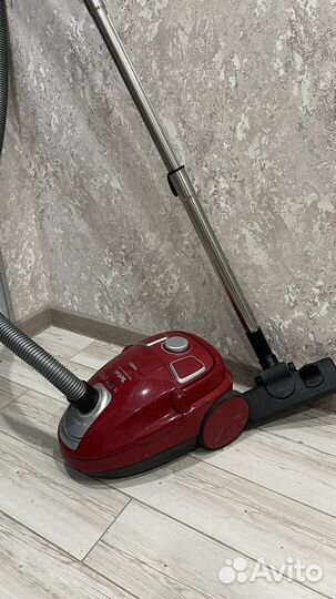 Пылесос Tefal 1900 w