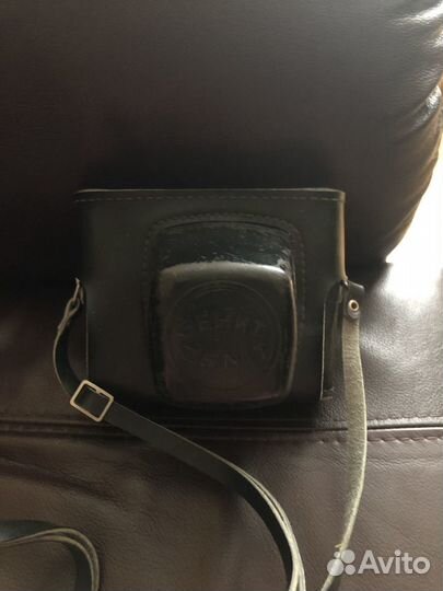 Зеркальный фотоаппарат зенит