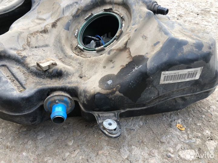 Бак топливный Bmw 5 F10 N52B25 2011