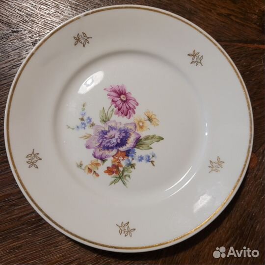 Тарелки десертные Пролетарий