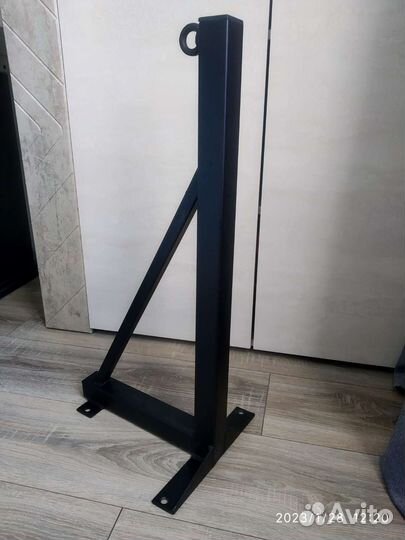 Кронштейн для боксерской груши