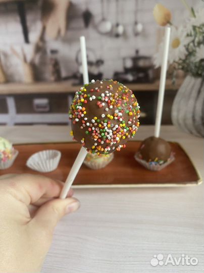 Сладкий подарок. Кейкпопсы. Пирожные на палочке
