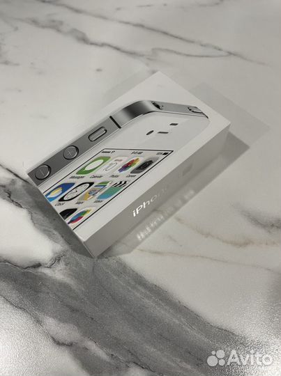 Телефон iPhone 4s