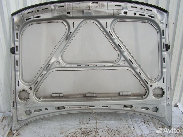 Капот Фольксваген Пассат 1994г 1.9л 66кВт дизель