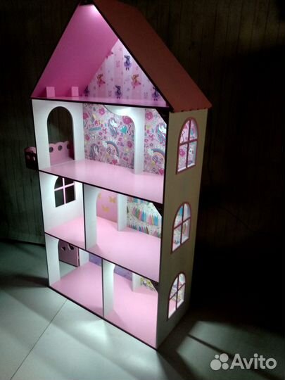 Кукольный домик с подсветкой